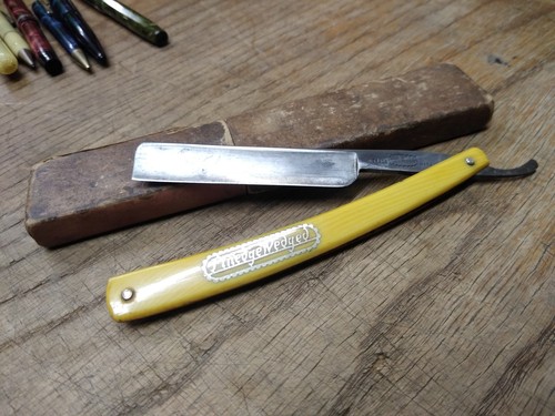 Vtg finedge cut corp - cut,