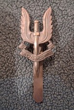 British SAS Cap Badge – Who Dares Wins Motto, Winged Dagger, Original