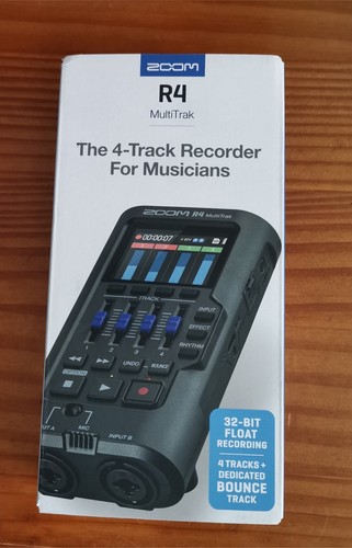 Zoom multitrack recorder - zoom, r4