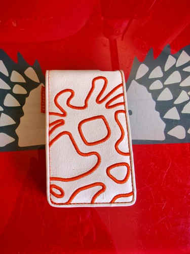 Crumpler ipod classice - ipod, leather