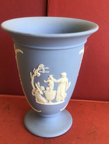 Wedge wood blue - jasper, ware