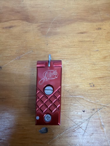 Abel nippers red anodized - nippers,