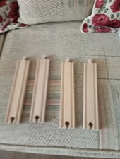 4 x  LONG STRAIGHT WOODEN