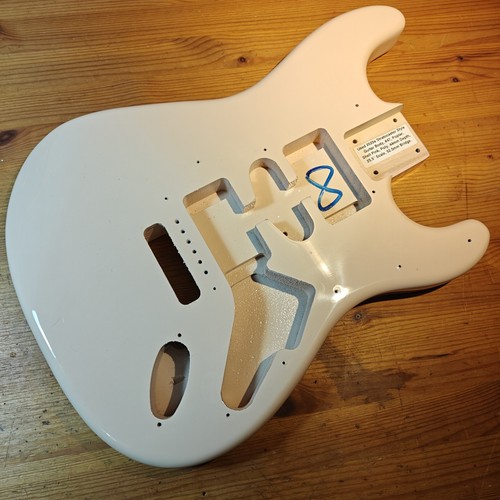 Used 2020s strat style guitar - style,