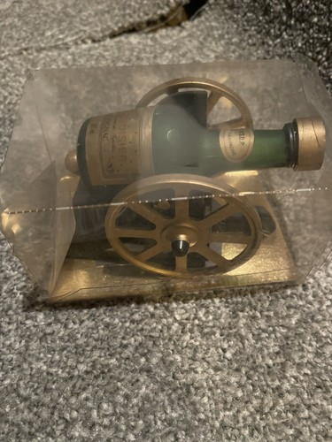 Miniature courvoisier cognac - courvoisier,