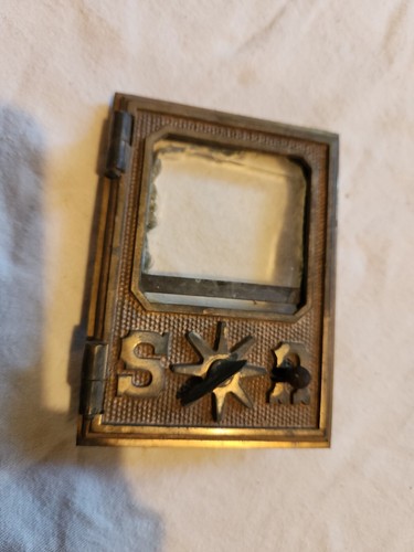Vtg brass post - post, box