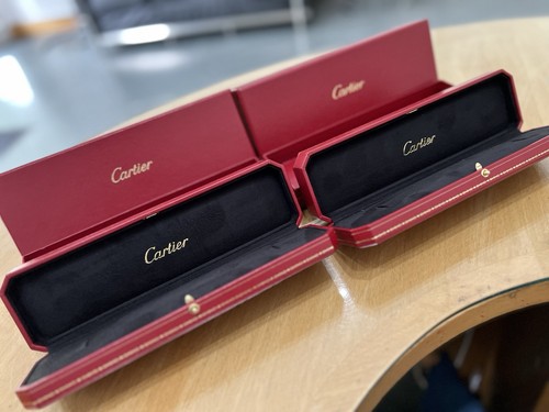 Cartier necklace long - 2x, empty