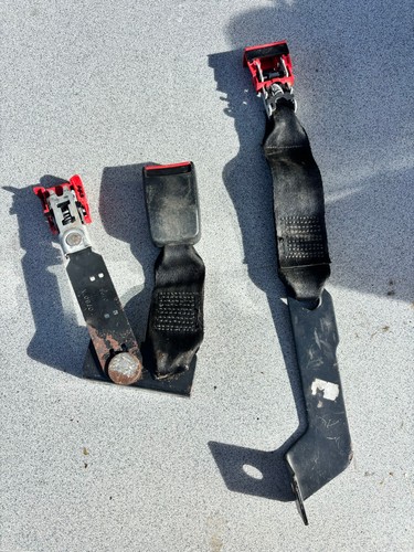 Land rover defender seat - land,