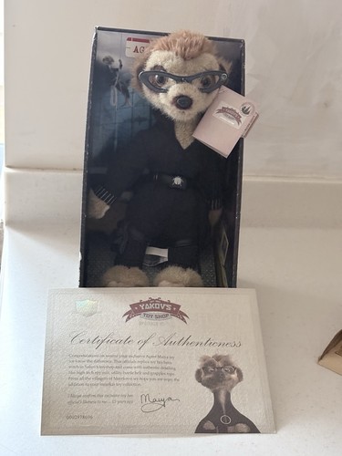 Secret agent meercat maiya - agent,