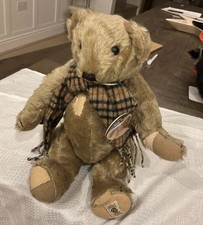 Vtg Peggy Nisbet London