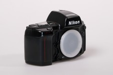 Nikon F90X 35mm SLR Film Camera Body + MB-10 Battery Grip Boxed