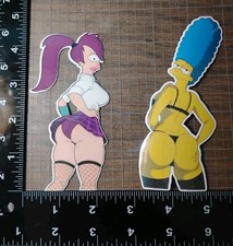 Marge Simpson & Leela Futurama
