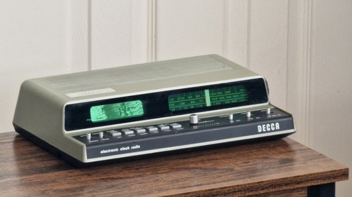 Decca alarm clock radio - alarm,