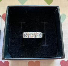 925 Marked Silver 3 Sparkly Stones Design Band Ring Size L 4g Gift Boxed