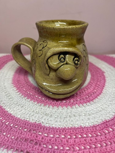Vintage pretty ugly - ugly, pottery