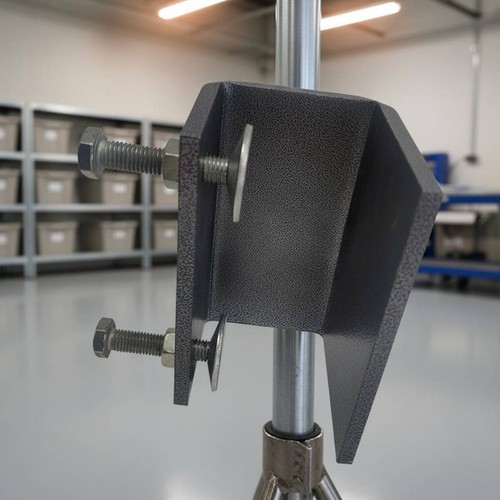 Outboard engine bracket easy - engine,