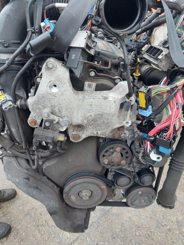 Vauxhall vivaro 2014 - vauxhall,