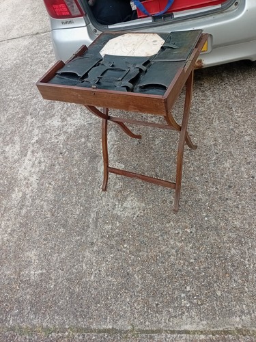 Campaign fold writing - up, desk