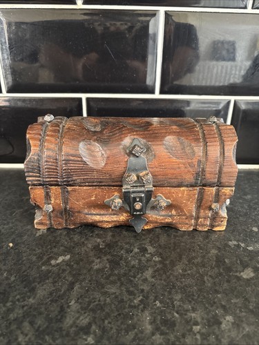 Small rustic wooden treasure - small,