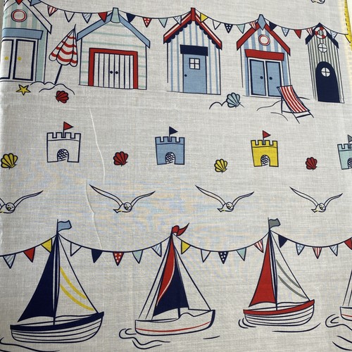 Boats beach huts poly - beach,
