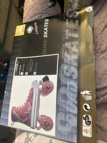 Quad skates