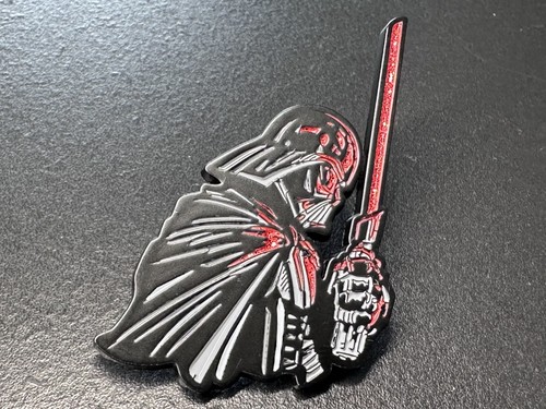 Darth vader enamel pin badge - pin,