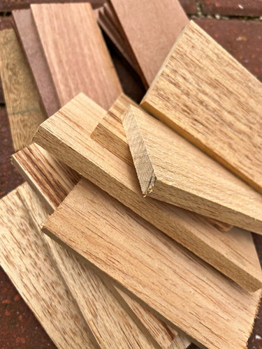Oak hardwood plank offcuts - hardwood,