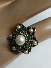 Sarah Coventry Star Shaped Gold Tone Ring with Faux Pearls & Green Beads Size M