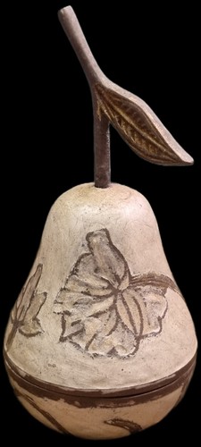 Small art deco - pear-shaped, box