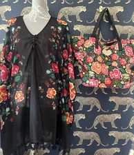 Ladies Pink Black Rose Floozie