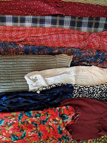 Size clothes bundle 10 - size,