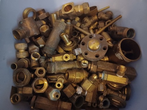 Scrap brass job lot - lot, mixed