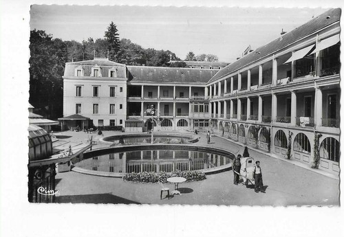 Bourbon lancy cour - 71, des