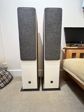 Dali Oberon 7 White/Oak Speakers Box Included Wirral