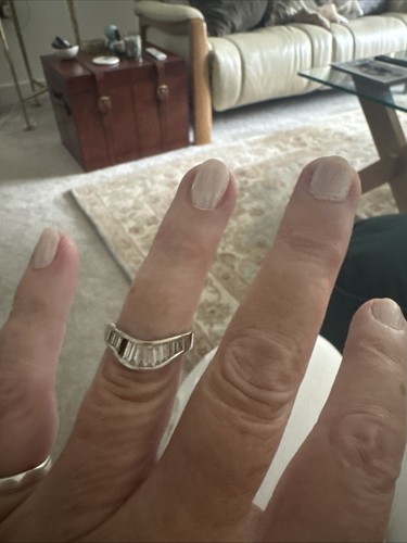 14ct white gold baguette - gold,