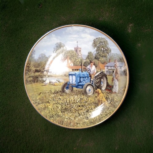Danbury mint ford tractors - danbury,