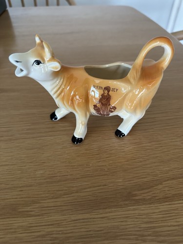 Ceramic guensey cow - cow, jug