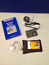 Olympus Stylus 790 SW 7 Megapixels, 2 Batteries, 1 Charger