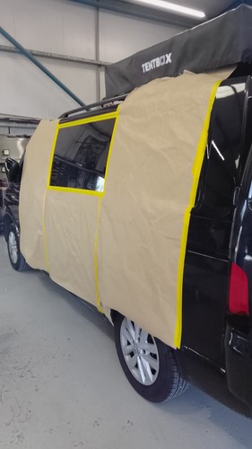 Van window fitting service - fitting,