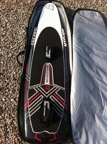 Airush monaro kiteboard 2010 - airush,