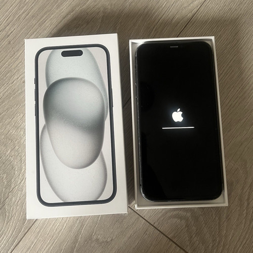 Unlocked black apple - iphone, 11