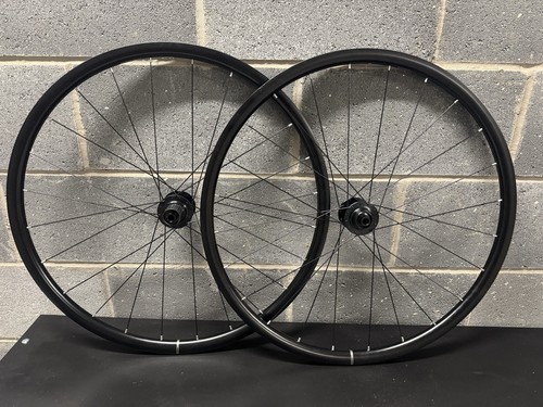 Mavic aksium disc tubeless - mavic,