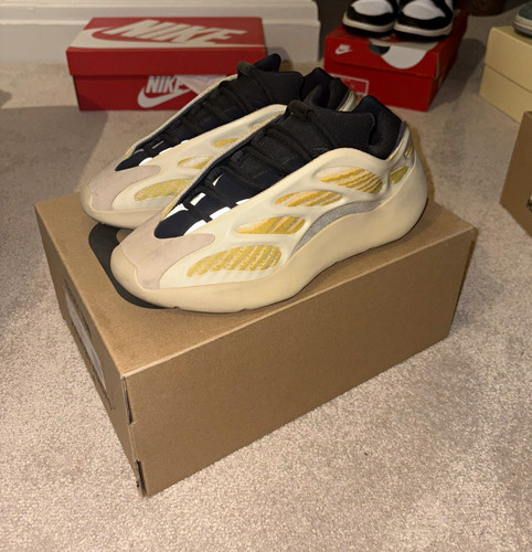 Adidas yeezy 700 - yeezy, safflower