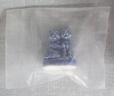 WADE WHIMSIES BLUE HUGGING