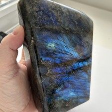 64oz HUGE POLICHED LABRADORITE