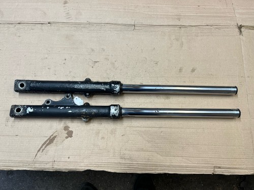 Yamaha ybr125 tatty forks - tatty,