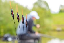 PRESTON INNOVATIONS F1 MAGGOT POLE FLOATS COMMERCIAL SET OF FIVE - CHOOSE SIZE