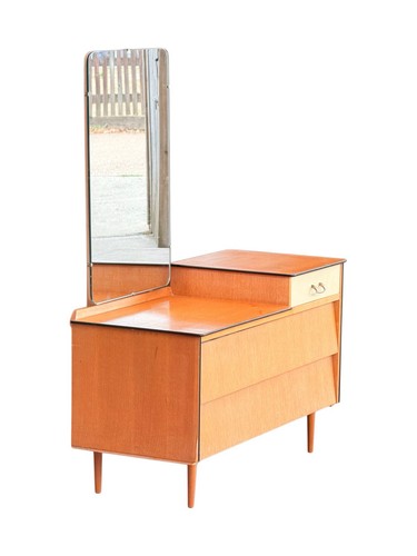 Avalon yatton mid century - yatton, mid-century