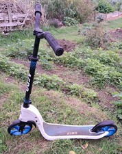 Aero C5 Foldable Scooter White & Blue
