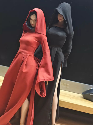 Scale female black red - scale,